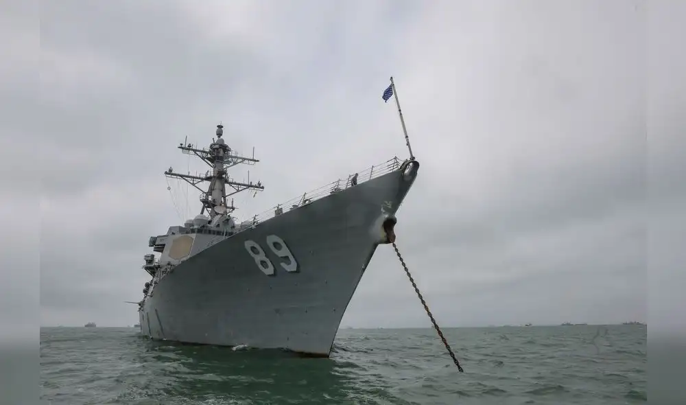 El USS Mustin (DDG 89) es un buque destructor de misiles guiados clase Arleigh Burke en la Marina de los Estados Unidos, que partió de las costas de San Diego (California). Foto: Andina