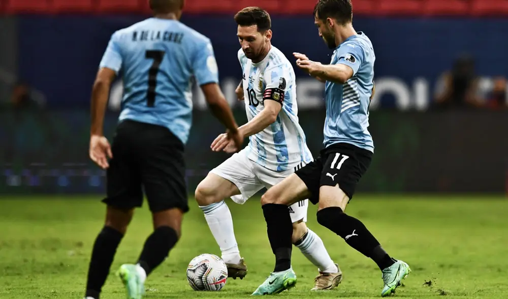 Lionel Messi volverá a enfrentar a Luis Suárez con sus selecciones. Foto: Copa América