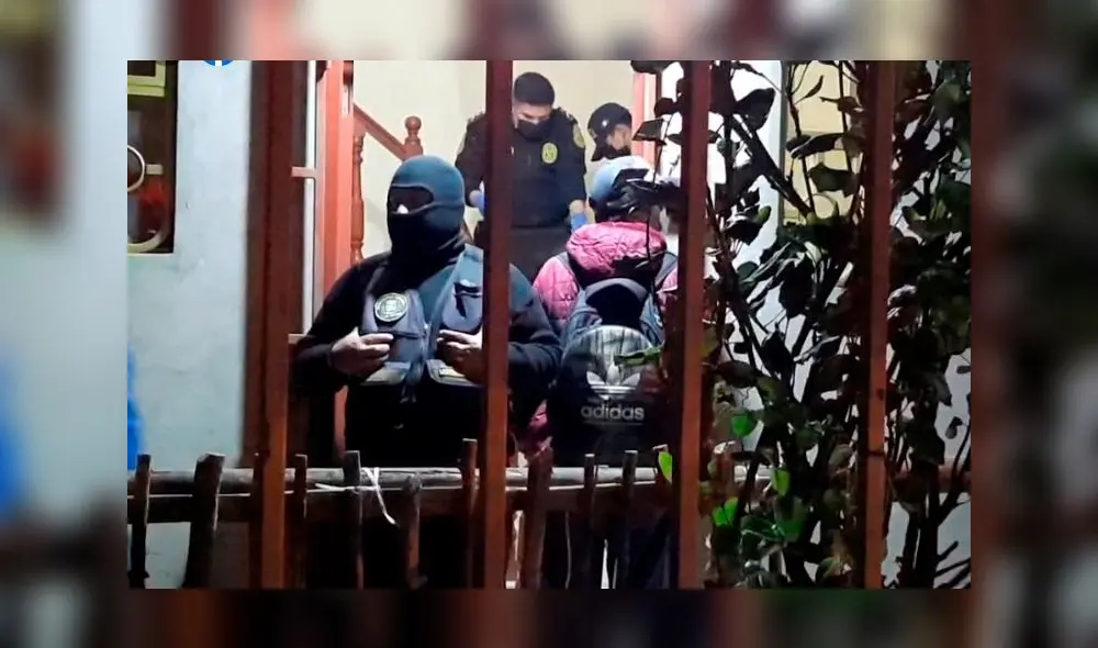 Cuerpo de la víctima quedó en la entrada de la vivienda donde alquilaba un cuarto. Foto: video captura La Caña.pe