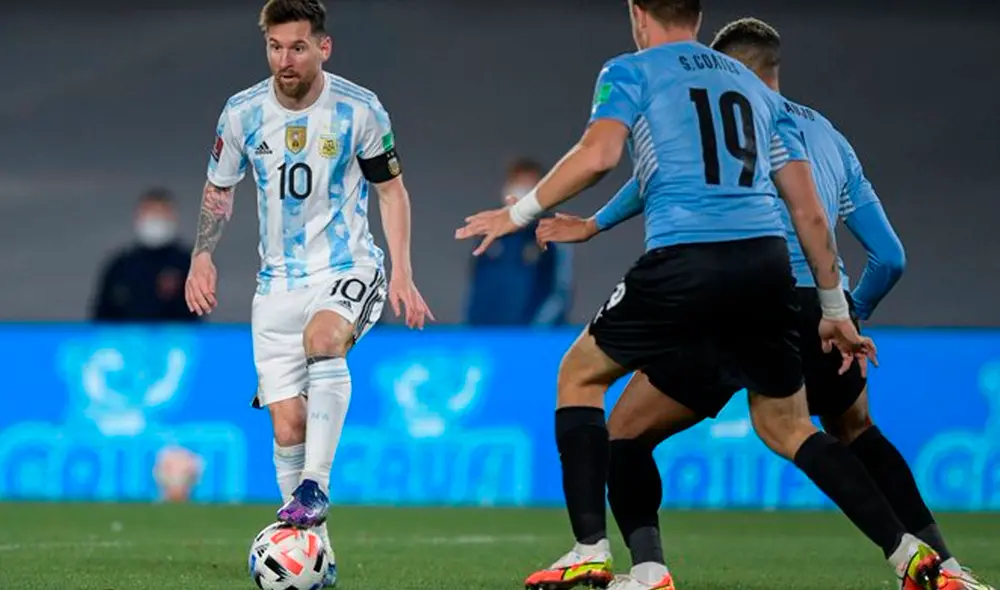 Uruguay se ubica en la cuarta casilla de las Eliminatorias Qatar 2022. Foto: Twitter @CONMEBOL
