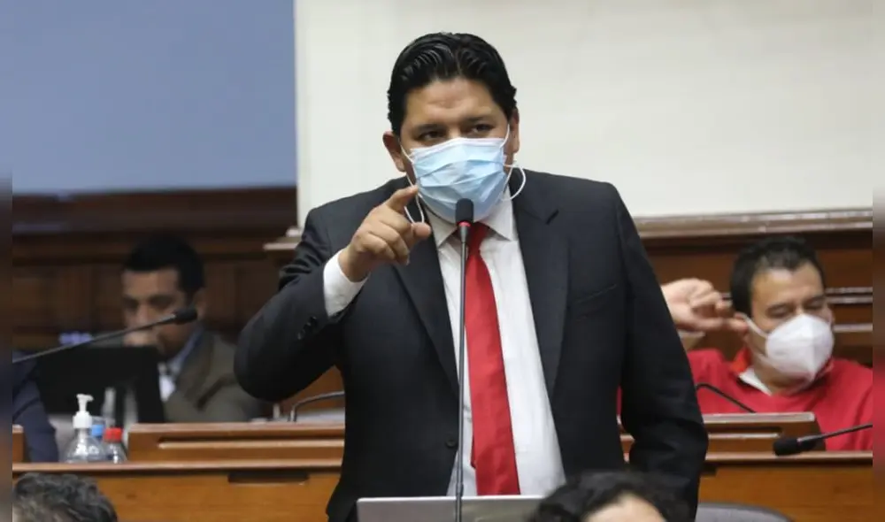 Ilich López sostuvo que José Incio sería expulsado de su bancada. Foto: Congreso