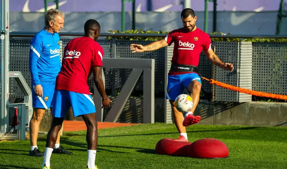 Sergio Agüero y Ousmane Dembele se incorporaron a los entrenamientos en la 'Ciutat Esportiva'. Foto: @barcelona_es