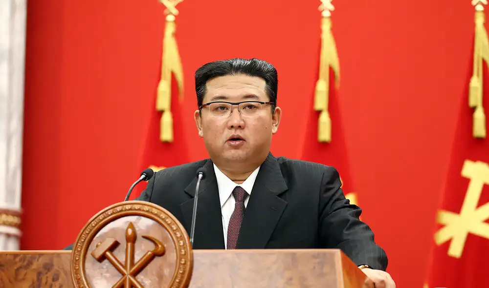 “No estamos discutiendo sobre la guerra con nadie, sino para prevenir la guerra misma (...)", expresó Kim Joung-un. Foto: KCNA/AFP