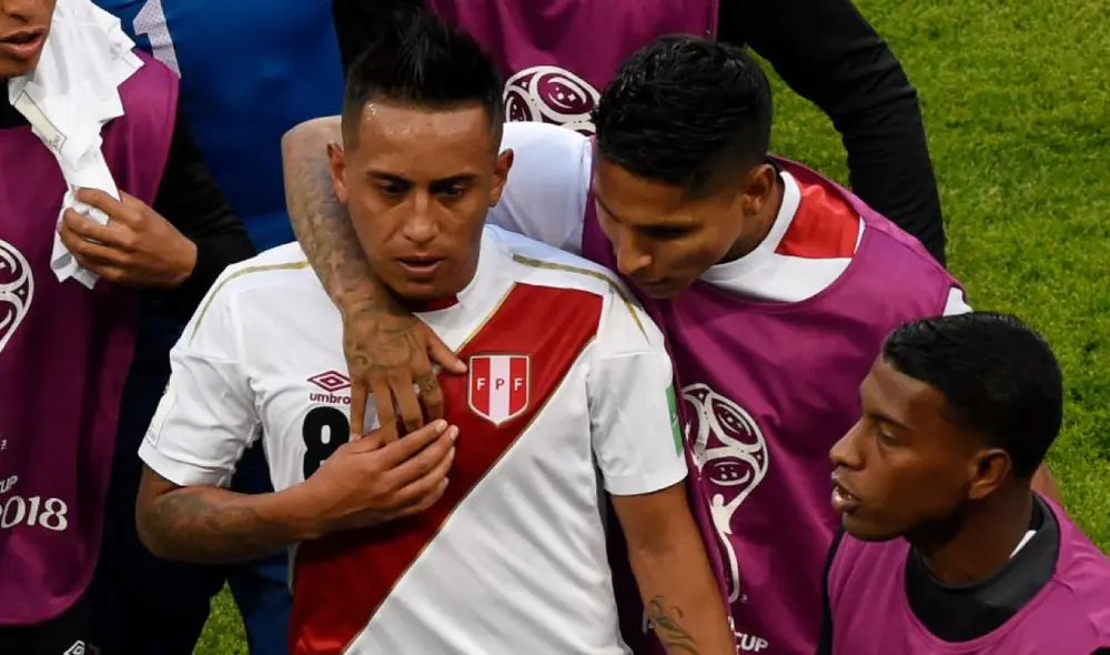 Cueva falló un penal ante Dinamarca en el Mundial Rusia 2018. Foto: AFP.