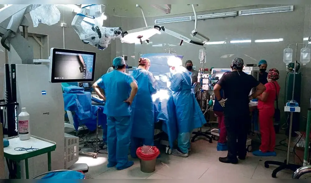 Proeza. 24 profesionales intervinieron en cirugía para separar a siameses en hospital Goyeneche de Arequipa. Foto: Cortesía Hospital Goyeneche