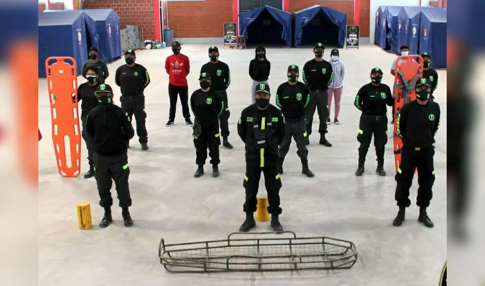 Institución también capacita a juntas vecinales e instituciones educativas. Foto: Cobra Tacna Institución también capacita a juntas vecinales e instituciones educativas. Foto: Cobra Tacna