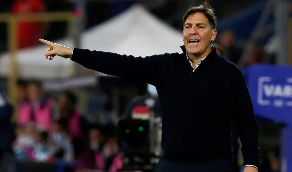 Eduardo Berizzo dirige a la Albirroja desde el 2019. Foto: EFE