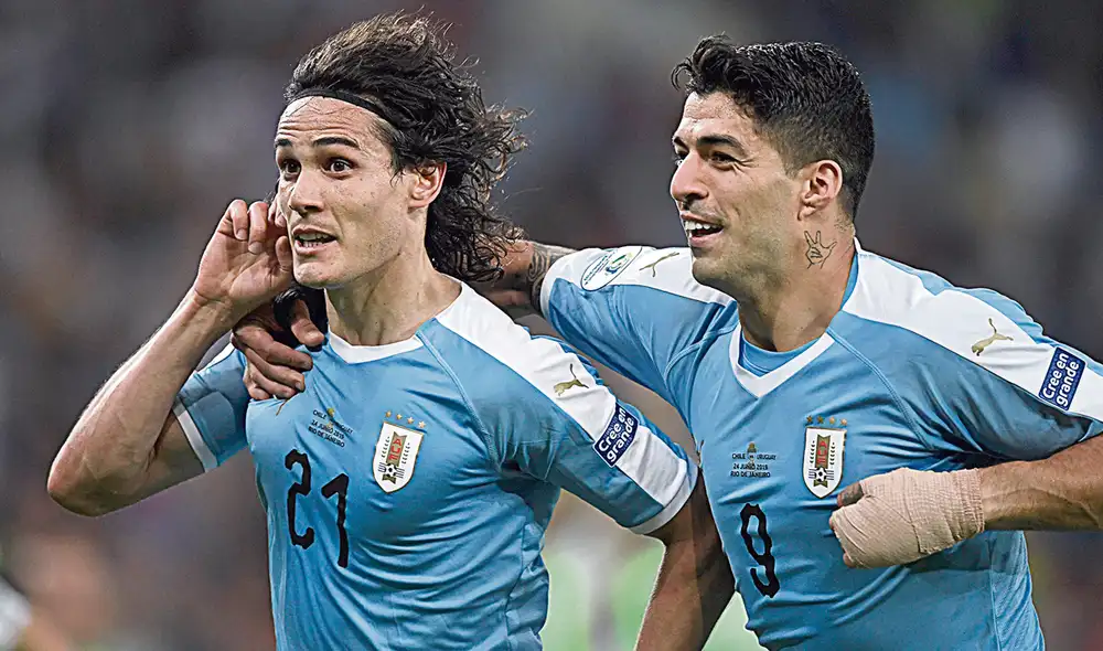 Dupla. Cavani y Suárez serían titulares de visita en Manaos. Foto: AFP Dupla. Cavani y Suárez serían titulares de visita en Manaos. Foto: AFP
