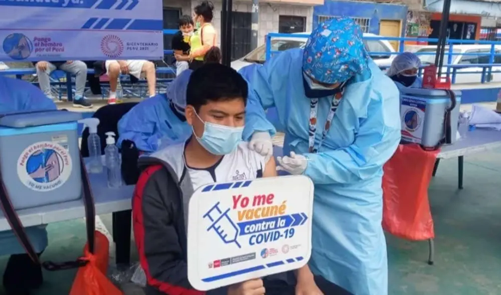 Vacunación en el Perú se encuentra en los jóvenes de 18 años a más. Foto: Minsa
