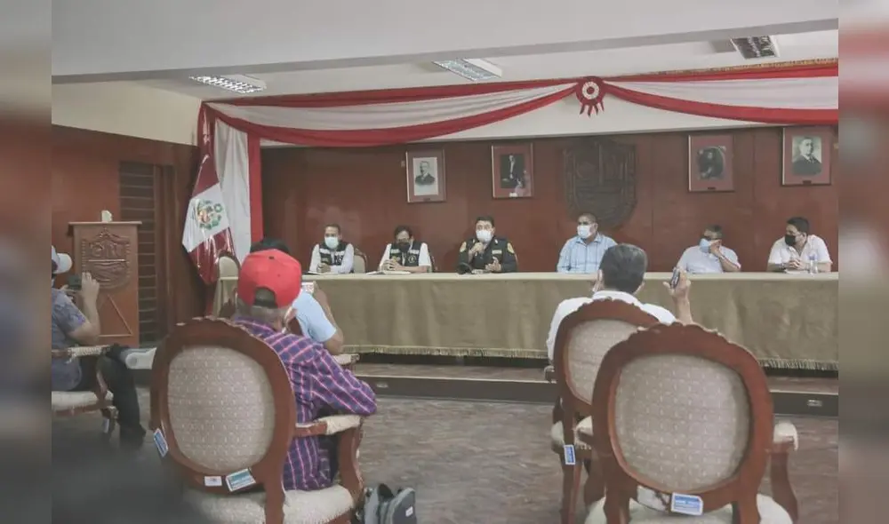 Autoridades se reunieron en comuna. Foto: Municipalidad Sullana Autoridades se reunieron en comuna. Foto: Municipalidad Sullana