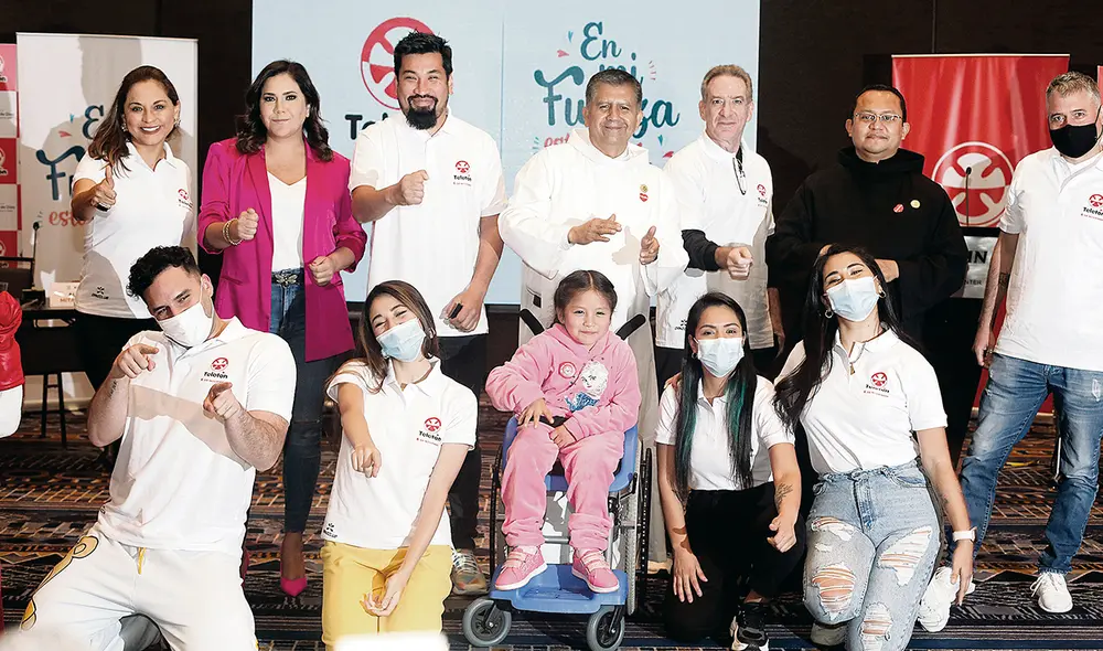 La próxima edición de la Teletón se realizará el sábado 6 de noviembre. Figuras de la televisión y las redes sociales acompañaron al hermano Isidro Vásquez. Foto: Félix Contreras/La República