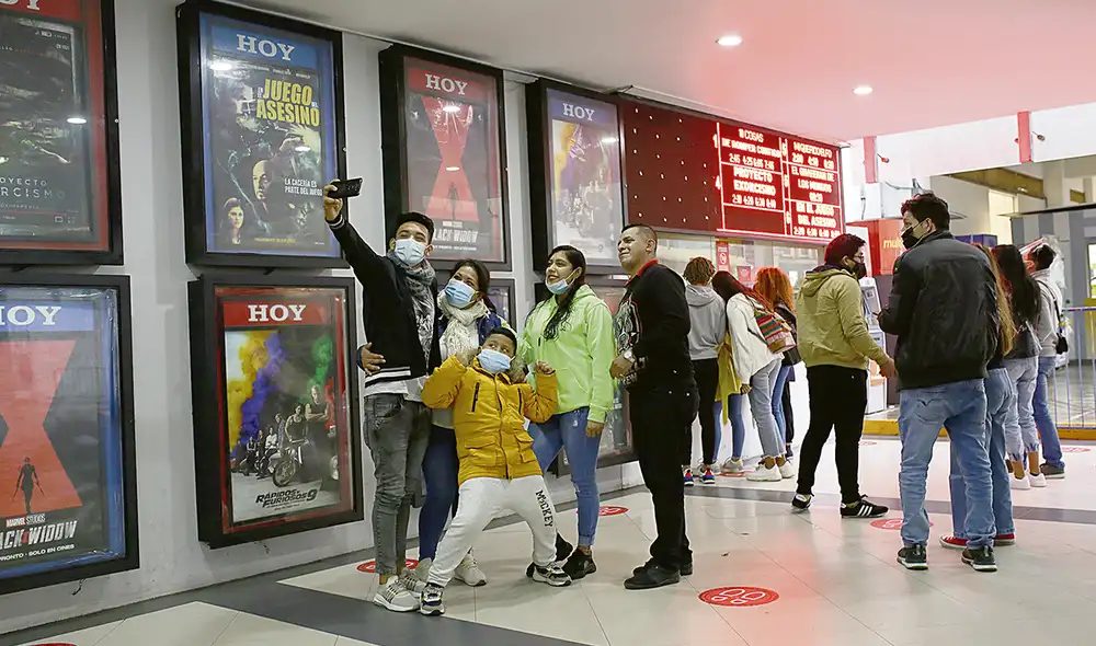 Capacidad. Actualmente, los cines tienen un aforo en sus salas solo al 50% de su capacidad. Foto: John Reyes/La República Capacidad. Actualmente, los cines tienen un aforo en sus salas solo al 50% de su capacidad. Foto: John Reyes/La República