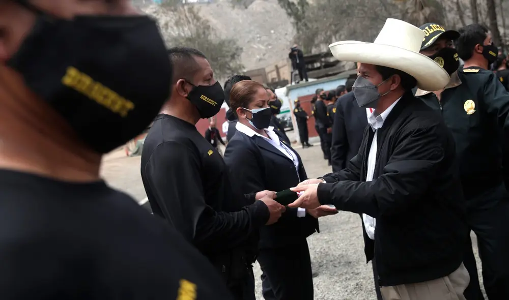 Pedro Castillo indicó que el personal policial recibió capacitación de instructores de amplia experiencia. Foto: Presidencia