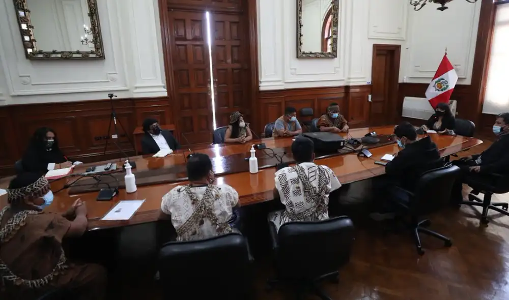 Mirtha Vásquez, titular de la PCM, se reúne con comunidades de Kakataibo. Foto: PCM