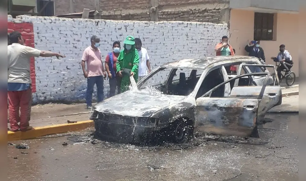 Personal municipal ayudaron a apagar el fuego. Foto: Serenazgo de El Porvenir