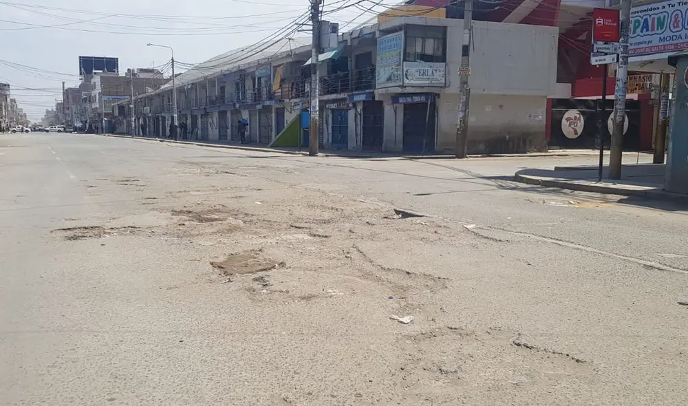 hasta el momento, se desconoce si el municipio realizará algún trabajo de señalización y parchado de calles. Foto: Rosa Quincho/URPI-GLR