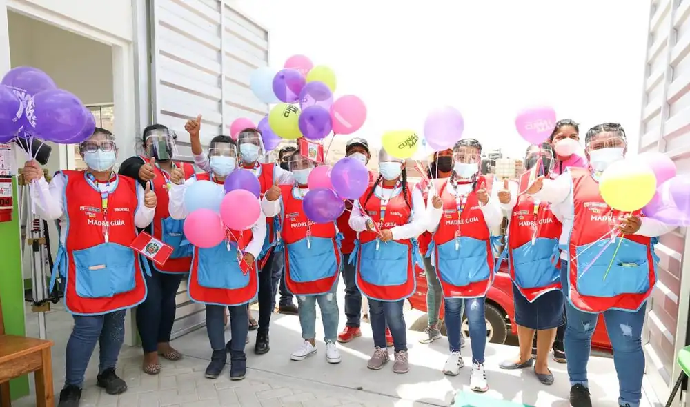 Personal que trabaja en los centros de atención son capacitados constantemente. Foto: Midis