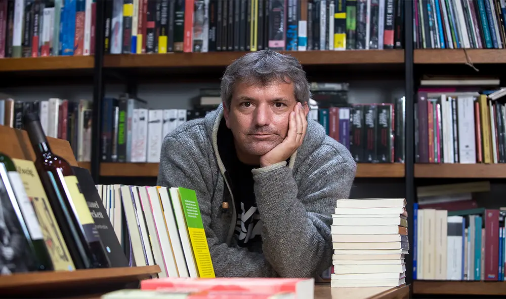 De visita. Roncagliolo llegó a Lima para presentar su última novela de forma presencial y a poner en orden los asuntos de su padre. Foto: Antonio Melgarejo. De visita. Roncagliolo llegó a Lima para presentar su última novela de forma presencial y a poner en orden los asuntos de su padre. Foto: Antonio Melgarejo.