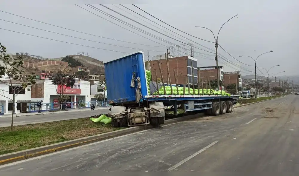 El hecho ocurrió en la avenida Gambeta, distrito de Ventanilla. Foto: Gianella Aguirre/URPI-LR El hecho ocurrió en la avenida Gambeta, distrito de Ventanilla. Foto: Gianella Aguirre/URPI-LR