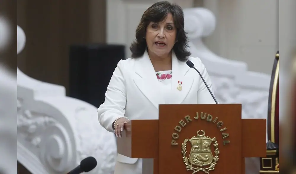 La ministra Dina Boluarte pidió a los congresistas oficialistas no dejarse llevar por ideas de algunos dirigentes del partido. Foto: Agencia Andina. La ministra Dina Boluarte pidió a los congresistas oficialistas no dejarse llevar por ideas de algunos dirigentes del partido. Foto: Agencia Andina.