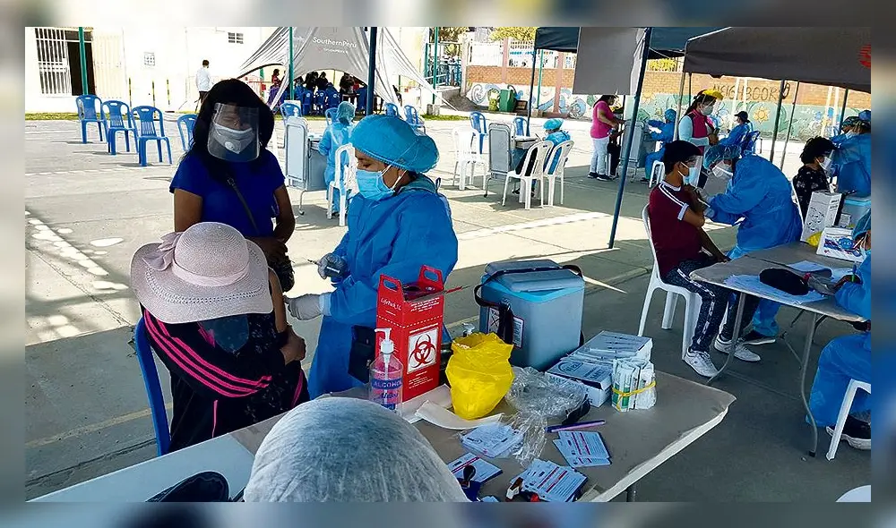 Seguirán. No se frenará vacunación de menores de 15 a 17.