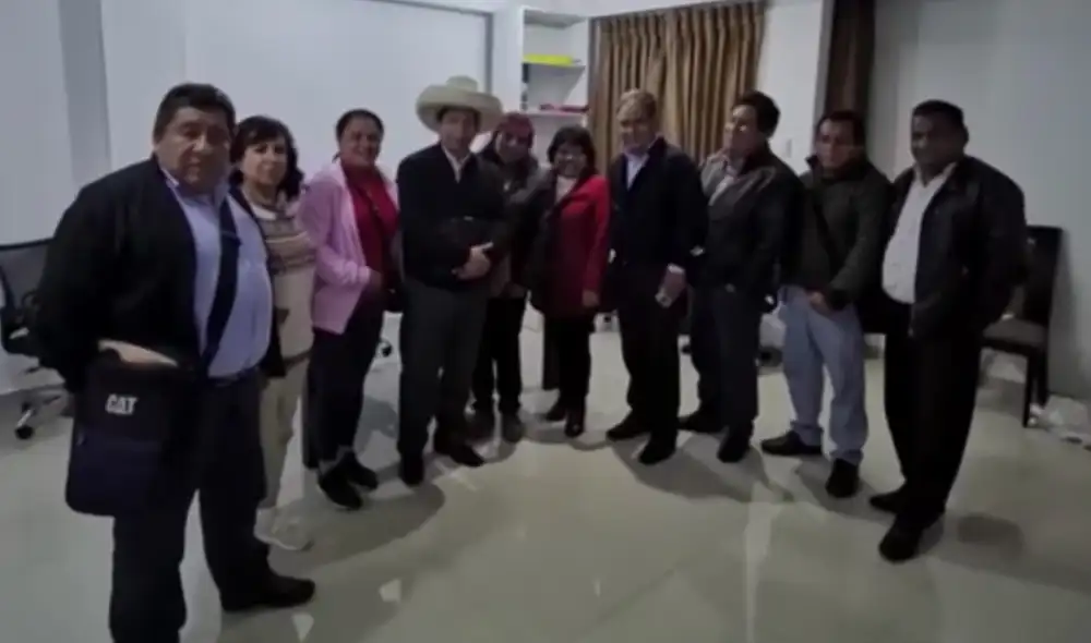 Al momento no hay pronunciamiento que oficialice que Castillo formará parte del partido Magisterial. Foto: captura Latina / composición LR