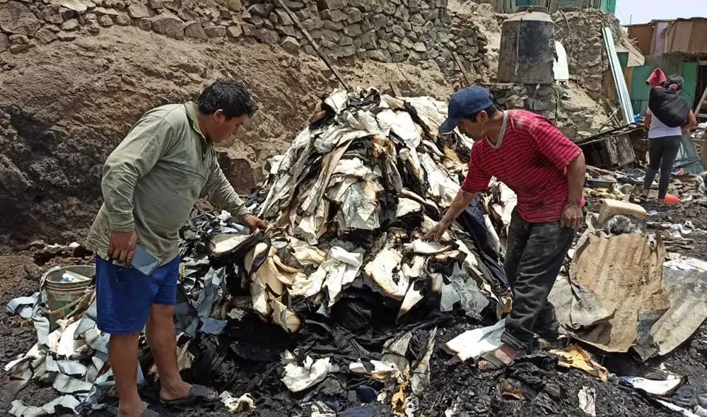 La familia pide ayuda para reconstruir su casa y apoyo para volver a trabajar. Foto: Deysi Portuguez/URPI-LR