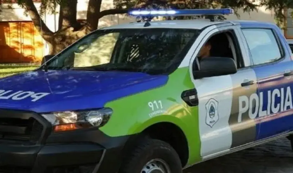 El joven estuvo así hasta que llegó la Policía en José C. Paz. Foto: Infocielo El joven estuvo así hasta que llegó la Policía en José C. Paz. Foto: Infocielo