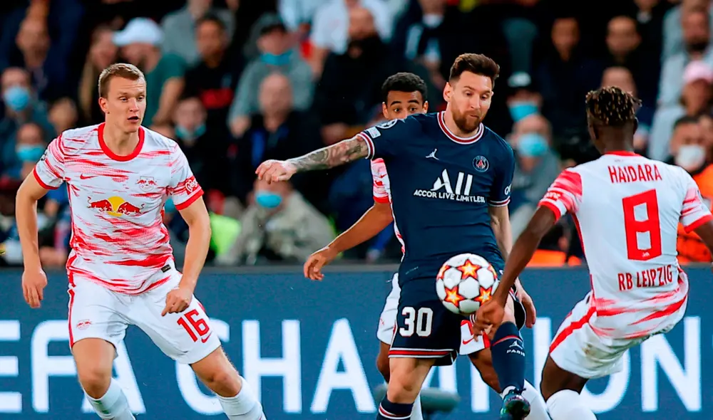 Los parisinos se fueron al descanso empatados a uno. Foto: EFE