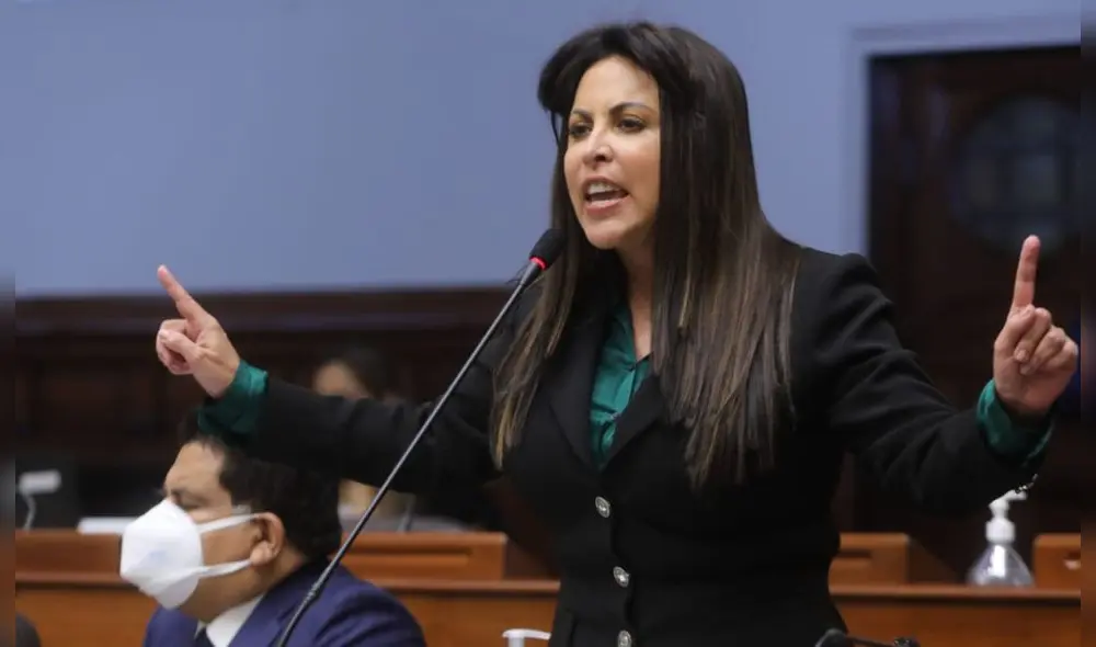 Patricia Chirinos se reunió este 19 de octubre con la primera ministra, Mirtha Vásquez. Foto: El Popular Patricia Chirinos se reunió este 19 de octubre con la primera ministra, Mirtha Vásquez. Foto: El Popular