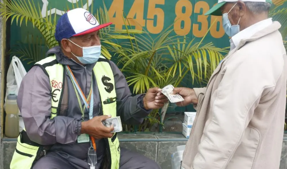 Cotización en directo del tipo de cambio hoy. Foto: Carlos Contreras