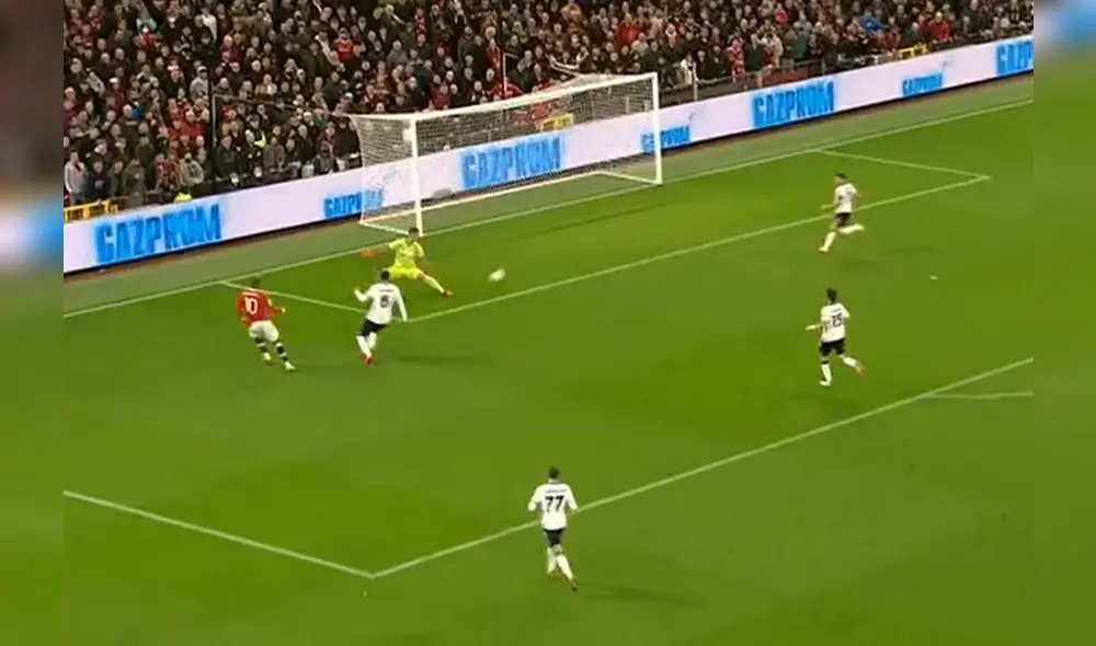 Rashford fue asistido por Bruno Fernandes con un pase filtrado en los defensas del Atalanta. Foto: captura ESPN