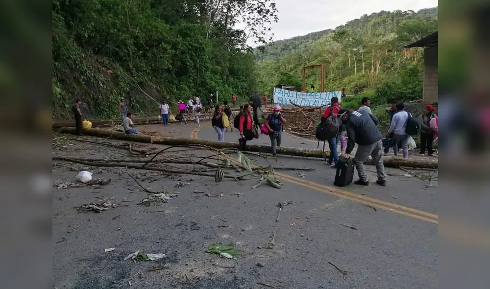 Manifestantes mantienen bloqueada la vía desde hace casi una semana. Foto: referencial/IIRSA SUR Manifestantes mantienen bloqueada la vía desde hace casi una semana. Foto: referencial/IIRSA SUR