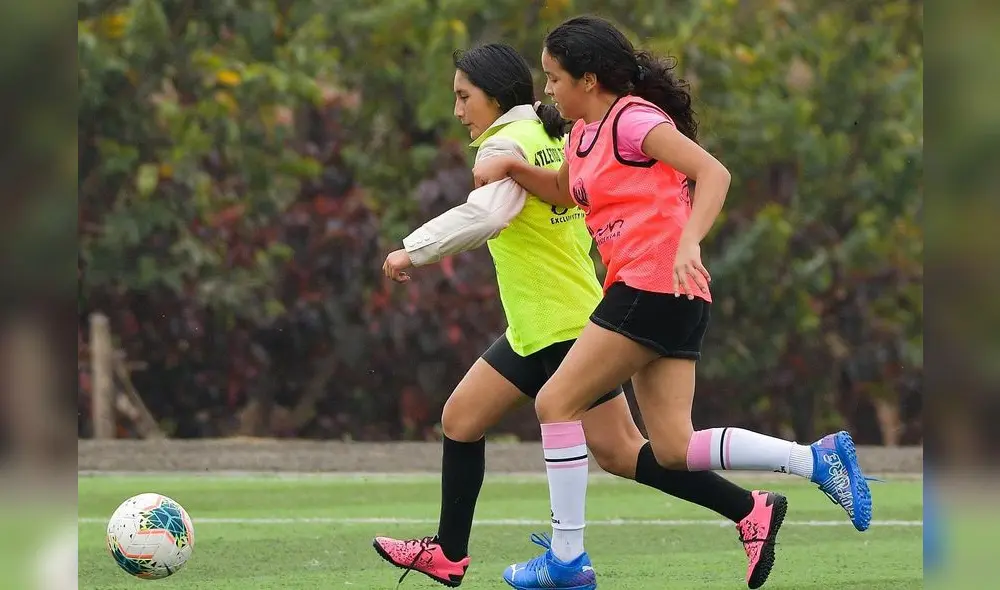 Jóvenes postularon al equipo femenino. Foto: Atlético Trujillo Jóvenes postularon al equipo femenino. Foto: Atlético Trujillo