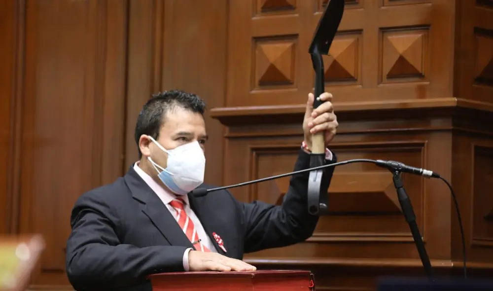 El parlamentario señaló que lo importante es crear leyes, fiscalizar y gestionar presupuestos para su región. Foto: Twitter Congreso El parlamentario señaló que lo importante es crear leyes, fiscalizar y gestionar presupuestos para su región. Foto: Twitter Congreso