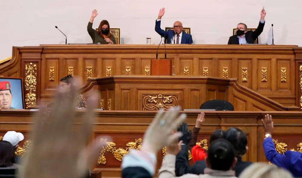 El Parlamento reforzó la política de Nicolás Maduro para recuperar la relación diplomática con Perú. Foto: @Asamblea_Ven/Twitter