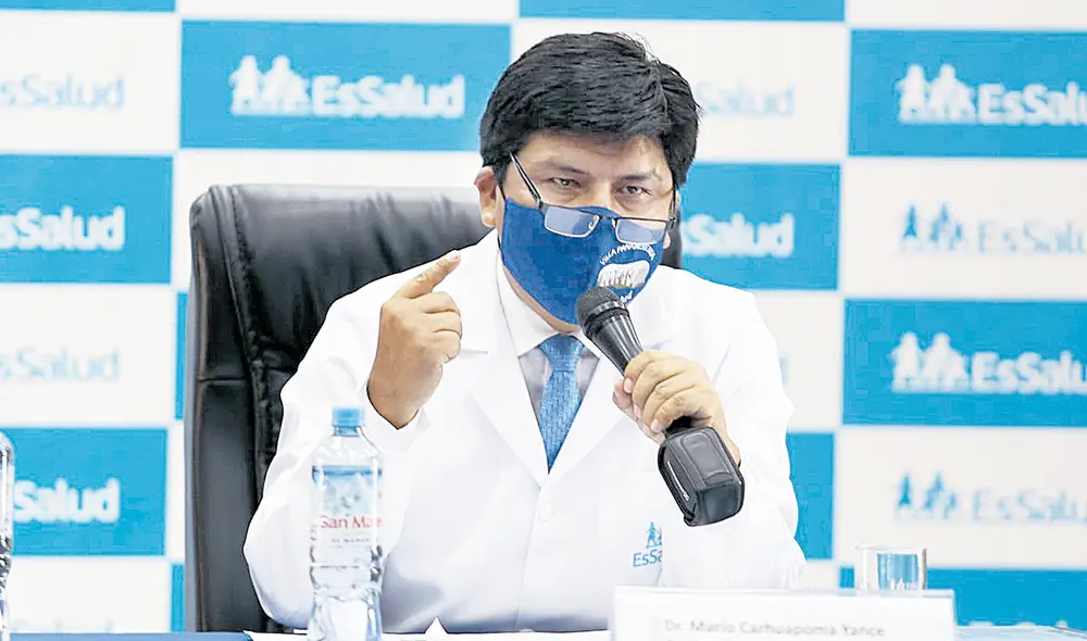 En veremos. El presidente de Essalud se reunirá hoy con la ministra de Trabajo. Se vocea que será cambiado tras las acusaciones que mantiene en su contra. Foto: Félix Contreras / La República En veremos. El presidente de Essalud se reunirá hoy con la ministra de Trabajo. Se vocea que será cambiado tras las acusaciones que mantiene en su contra. Foto: Félix Contreras / La República