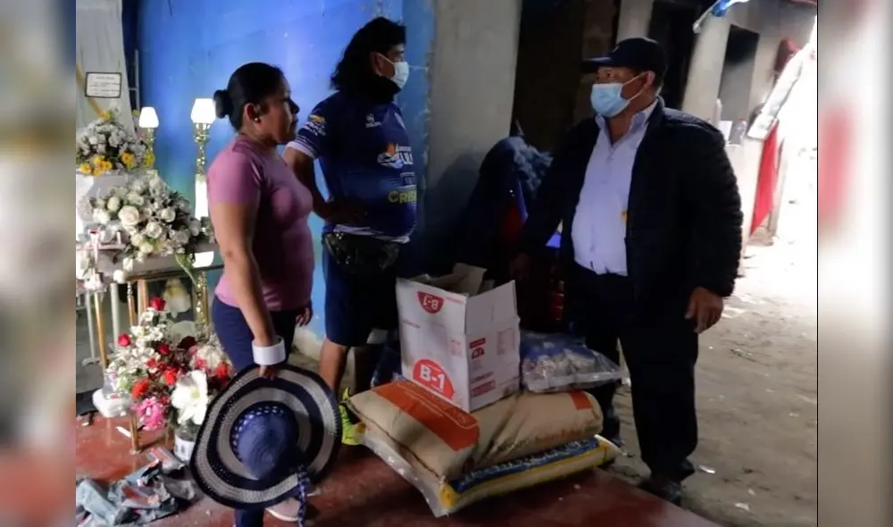 Cómico agradeció apoyo recibido en su presentación en el lugar. Foto: captura video Pepe Rocky