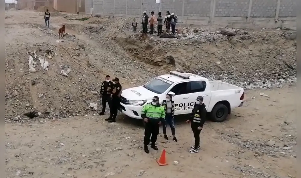 Agentes policiales de la comisaría El Milagro llegaron a la zona. Foto: captura video Sol Tv Agentes policiales de la comisaría El Milagro llegaron a la zona. Foto: captura video Sol Tv