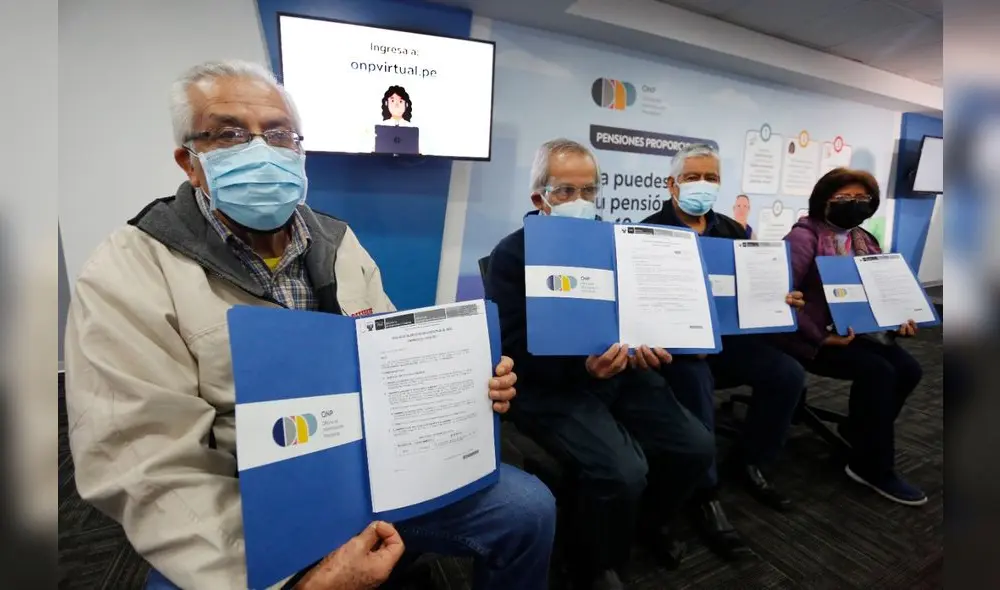 Nuevos asegurados cobrarán su pensión el jueves 18 de noviembre. Fotos: Carlos Felix – La República