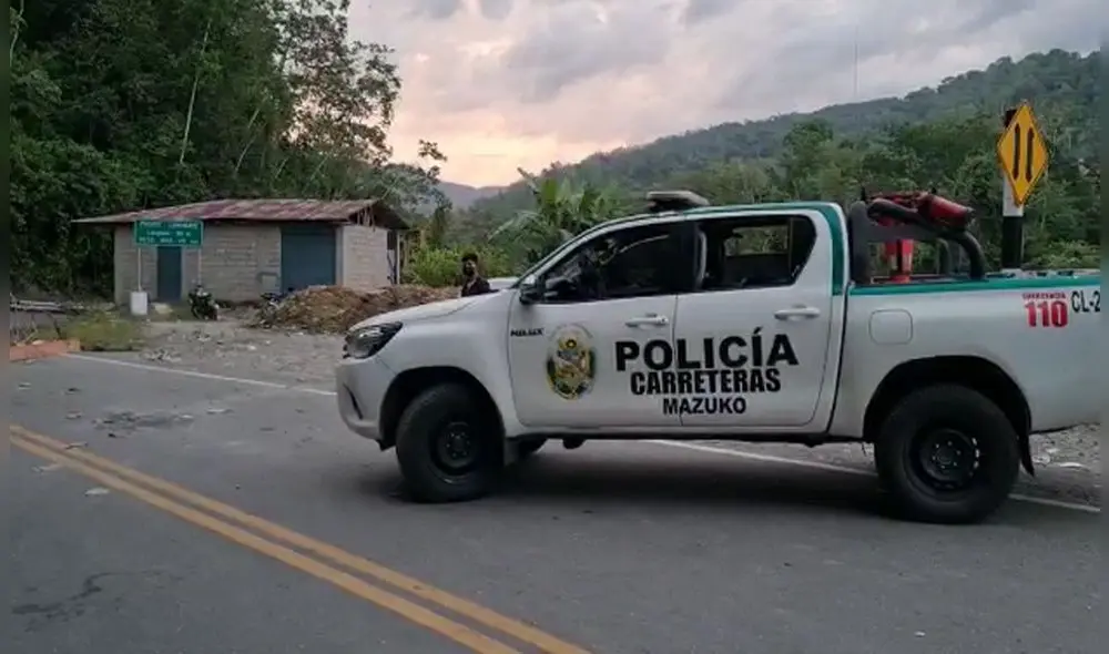 Personal policial vigila la zona de conflicto. Foto: PNP