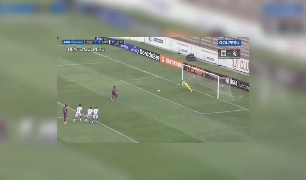 Tarek Carranza anotó el 2-3 del Boys sobre Manucci en el Estadio Monumental. Foto: Captura GolPerú Tarek Carranza anotó el 2-3 del Boys sobre Manucci en el Estadio Monumental. Foto: Captura GolPerú