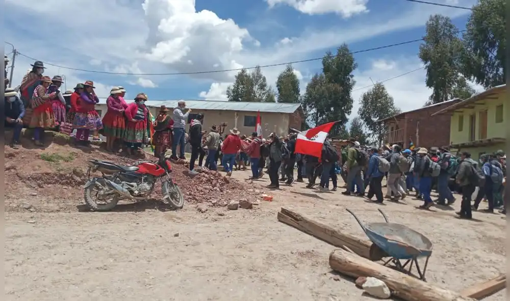 Protestantes exigen presencia del presidente Pedro Castillo en la zona. Foto: difusión