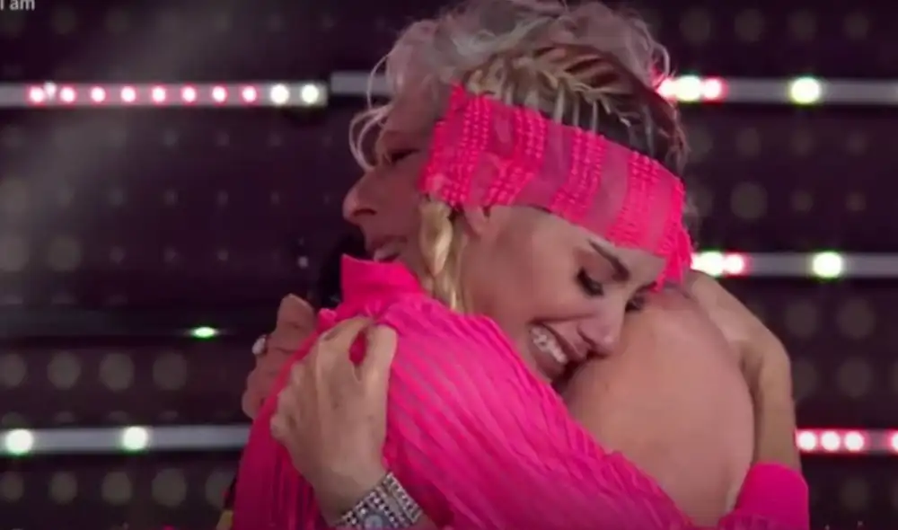 La mamá de Brenda Carvalho vino desde Argentina. Foto: Captura América TV La mamá de Brenda Carvalho vino desde Argentina. Foto: Captura América TV