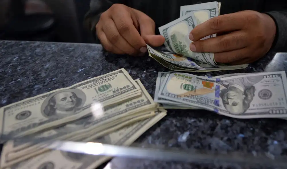 Conoce cuál es el precio del dólar en Perú hoy, lunes 25 de octubre de 2021. Foto: Andina