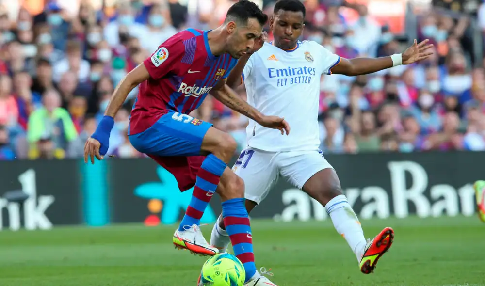 Sergio Busquets solo ha defendido la camiseta del Barcelona a lo largo de su carrera. Foto: EFE