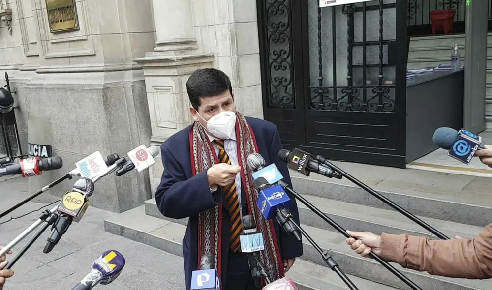 Braulio Grajeda asegura que solo actuó como un militante que abrió una cuenta para recibir fondos de otros militantes. Foto: La República