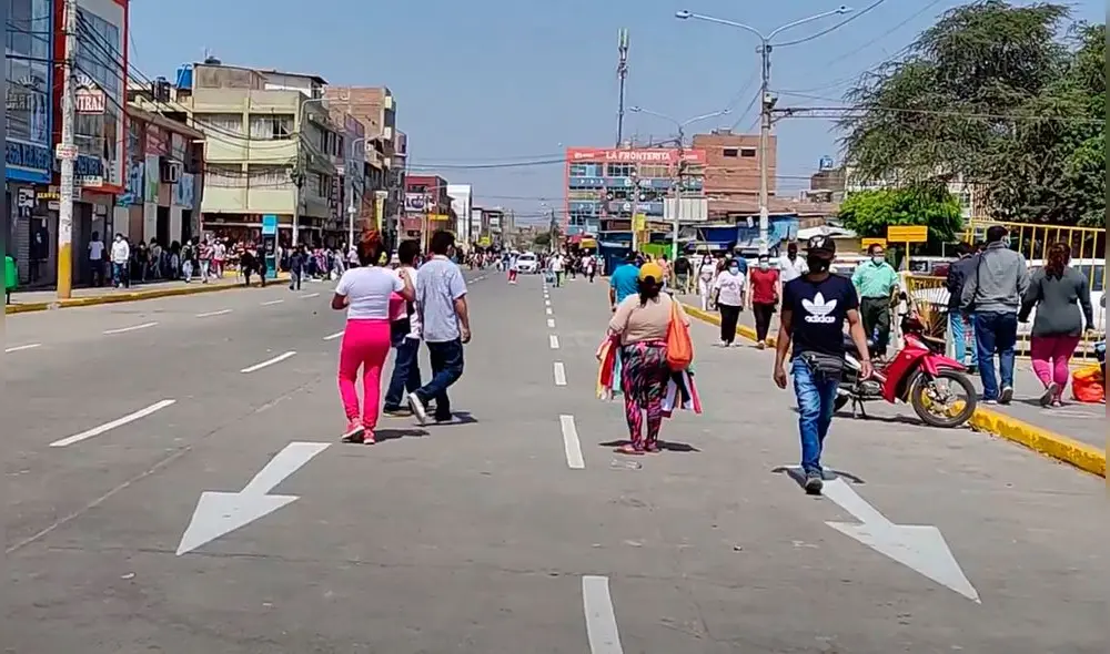 Actualmente, un grupo de informales ha retornado al exterior del mercado Modelo. Foto: La República