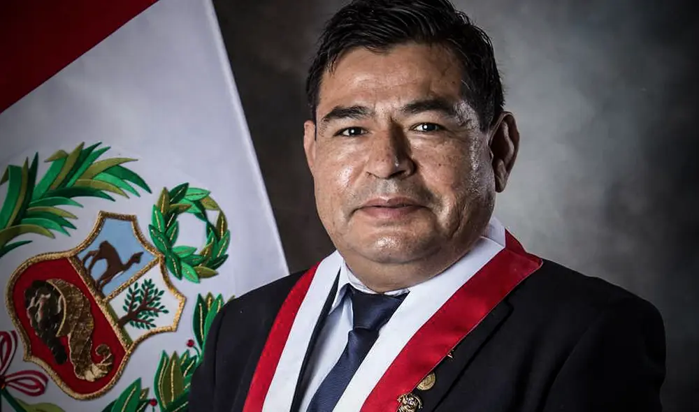 Fernando Mario Herrera Mamani fue un congresista que, con 6.105 votos, ocupó la bancada de Perú Libre por la región Tacna. Foto: composición LR