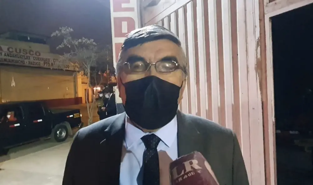 Álex Paredes lamentó el deceso de su compañero de bancada. Video: Joel Robles/URPI-LR Álex Paredes lamentó el deceso de su compañero de bancada. Video: Joel Robles/URPI-LR